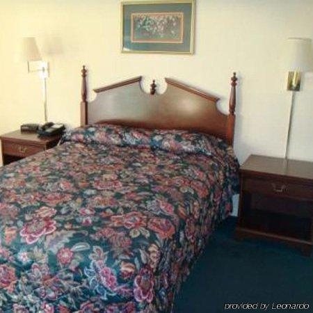 Sea Girt Lodge Room photo